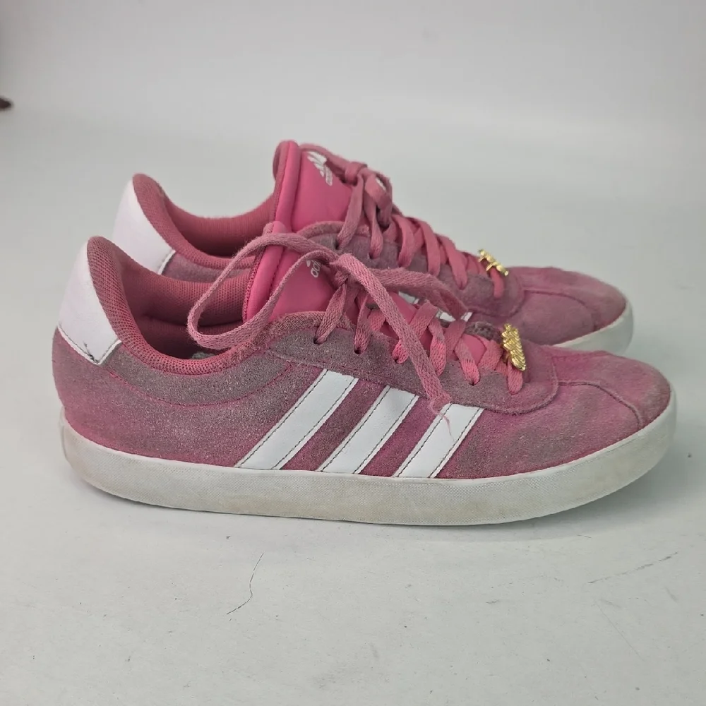Adidas‎ Women's Sneakers Size 5 Pink White Suede Low Top Lace Up Shoes